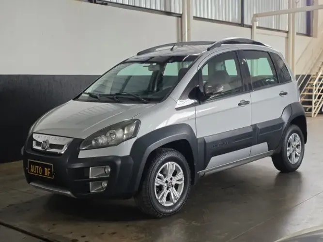 Fiat Idea Adv./ Adv.lock.dualogic 1.8 Flex 5P 2011