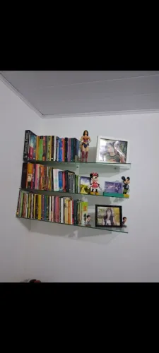 3 prateleiras de vidro