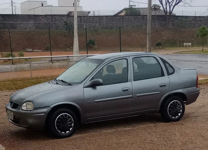 Chevrolet Corsa Wind 1.0 Mpf/milleniumi/ EFI 4P (álcool) 2001