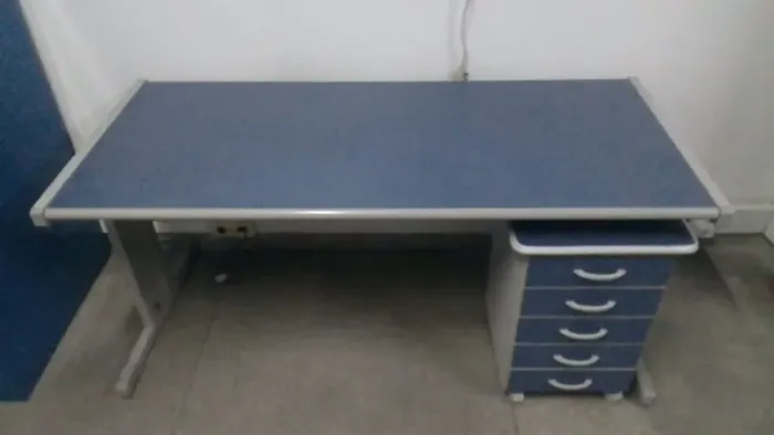 mesa escritório + gaveteiro