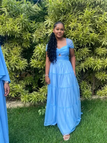 Vestido de madrinha azul serenity