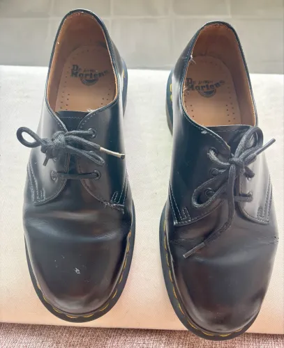 Sapato Dr. Martens original modelo 1461 59