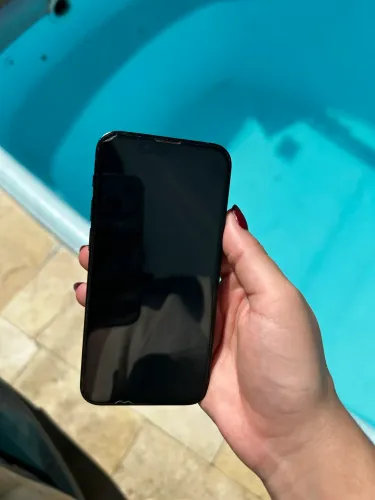 iPhone 13 mini 