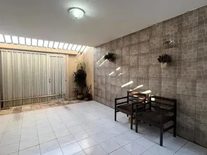 Casa no Bairro São Pedro Com 03 Quartos