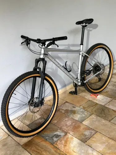 BICICLETA SPECIALIZED CHISEL COMP