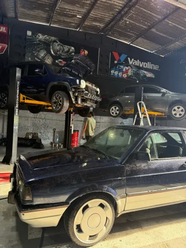 Volkswagen Gol Geração I GTS 1.8 8V Álcool Mec. 2P 1990