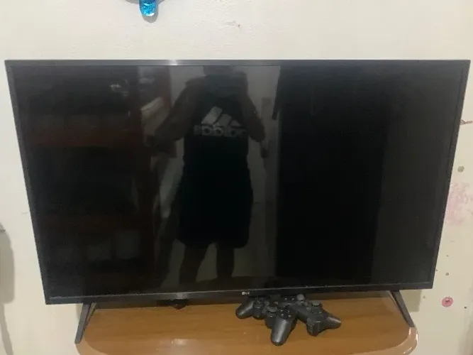 TV LG 43? 4K UHD Smart ? Estado de Nova
