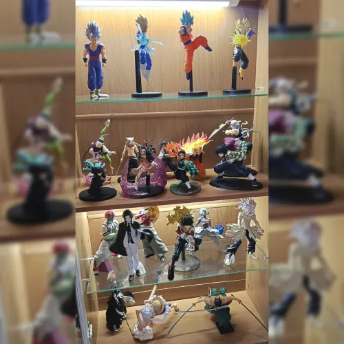 Coleção completa com 64 action figures 100% originais com 3 cristaleiras