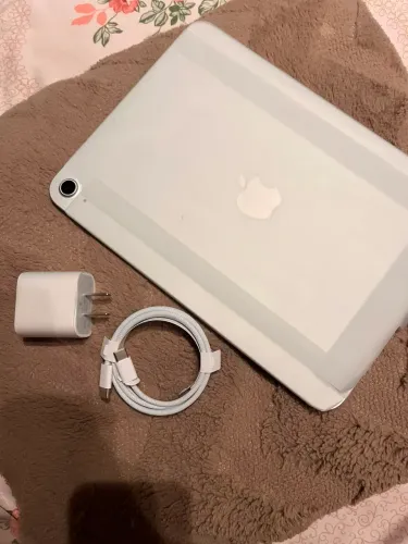 iPad 11ª Geração (2025) - Chip A16 - 128GB - Prata (Silver)