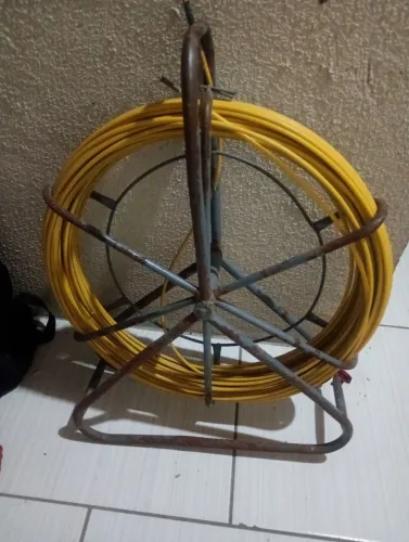 Guia de fibra de vidro para dutos