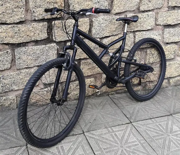 Bicicleta ÓTIMA tudo funcionando