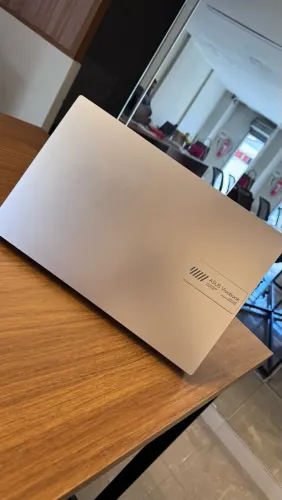 NOTEBOOK ASUS VIVOBOOK CORE I3 PERFEITO