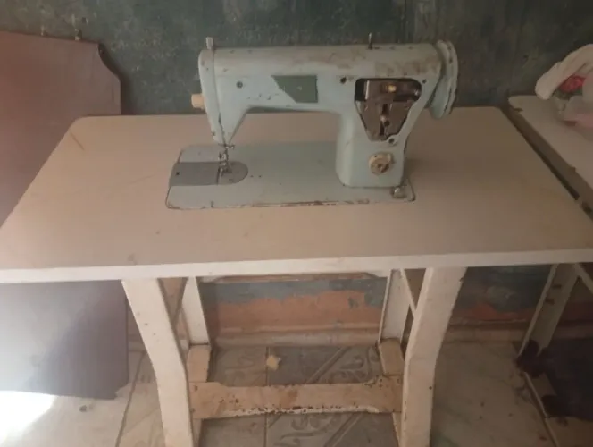 Máquina de costura Singer doméstica