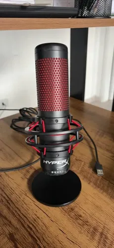 Microfone HyperX Quadcast Vermelho