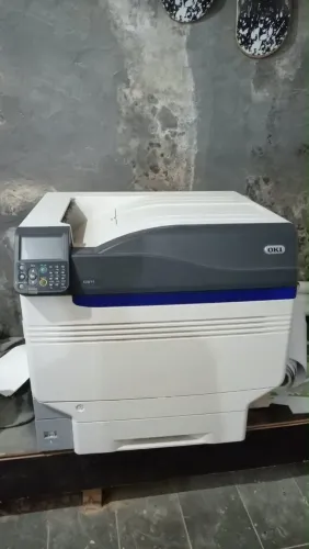 Impresora okidata C911