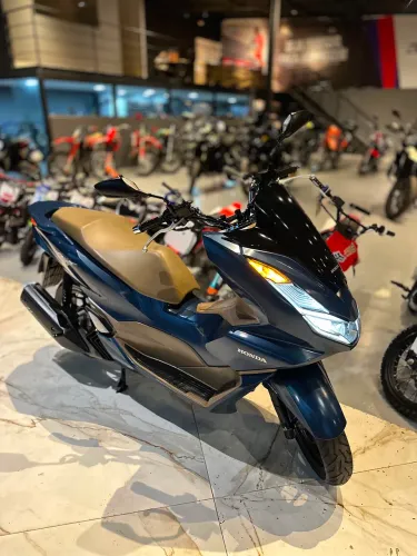 Honda PCX 160 DLX ano 2024