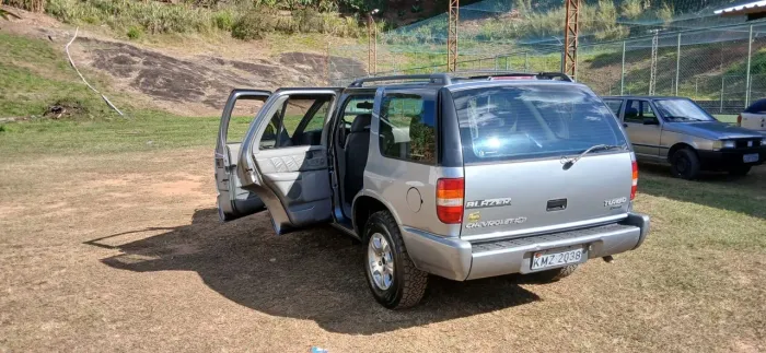 Chevrolet S10 Blazer DLX 2.5 Diesel Turbo 1997