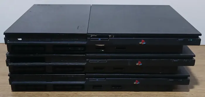 Kit com 3 Playstation 2 SCPH-90010 - No estado