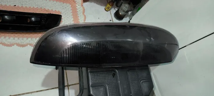 Lanterna traseira do Corsa Hatch 