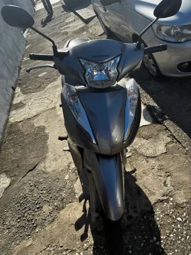 Honda biz.
