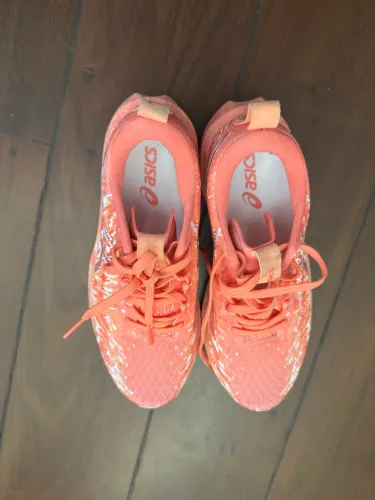 asics noosa tri 16 tamanho 36