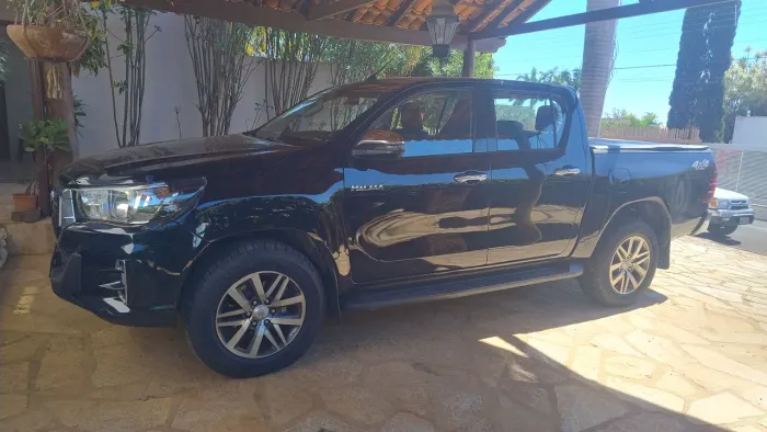 Toyota Hilux CD SRV 4X4 2.8 TDI Diesel Aut. 2019