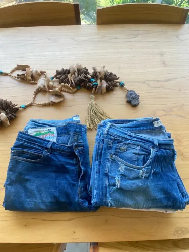 VENDO 8 CALÇAS JEANS ORIGINAIS MASCULINAS ?