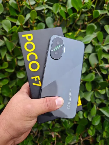 Poco F7