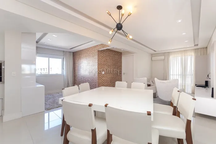 Apartamento com 2 dormitórios, sendo 1 suíte para alugar, 94 m² - Juvevê - Curitiba/PR