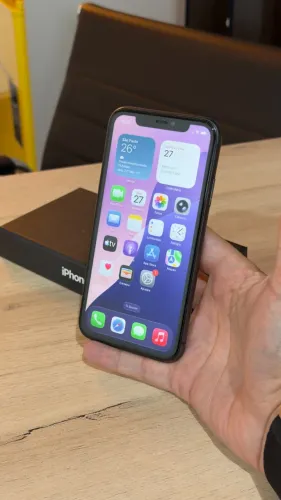 iPhone 11 64GB Space Gray - Loja física! Com garantia! Até 12x no cartão