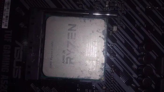 AMD RYZEN 5 1600