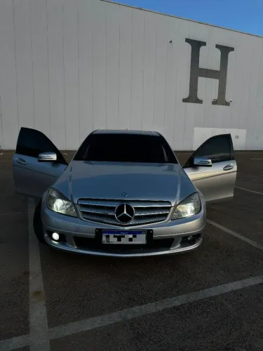 Mercedes-Benz C-180 Kompressor Classic 1.6 16V Aut. 2010