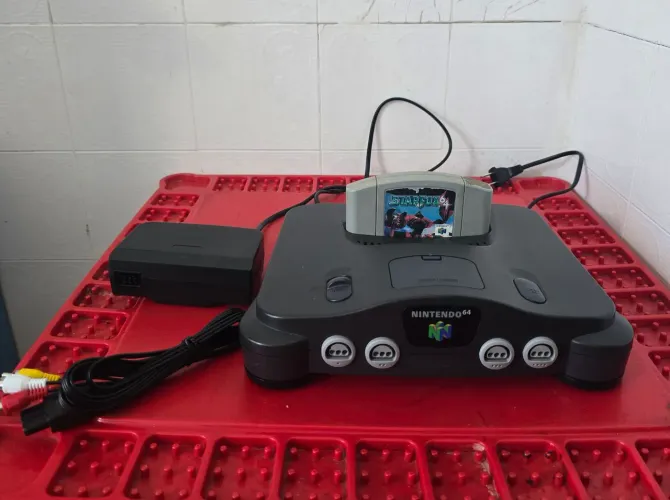 Nintendo 64 + jogo do star fox