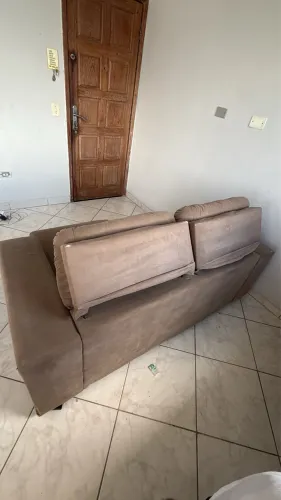 Sofá retrátil e reclinável