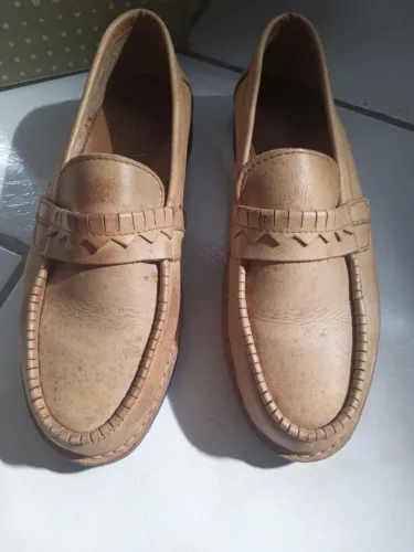 Sapato de couro