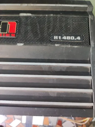 Módulo/amplificador Hurricane H1480.4(quatro canais)