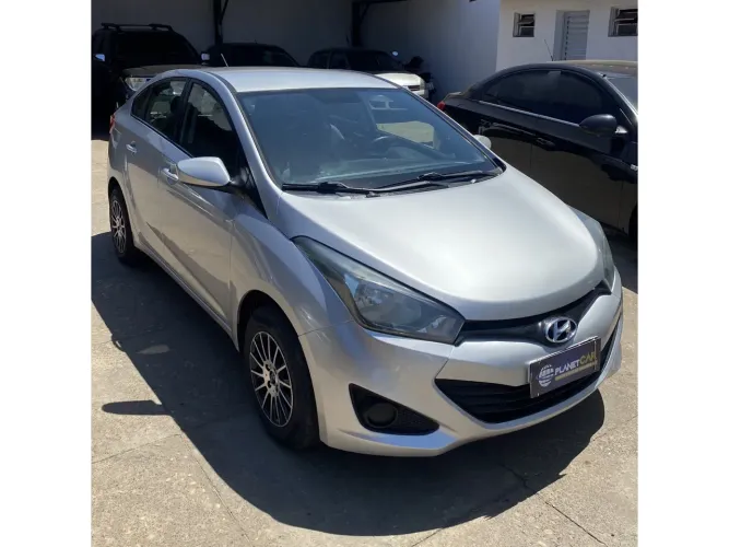 Hyundai HB20S C.style/c.plus1.6 Flex 16V Aut. 4P 2015