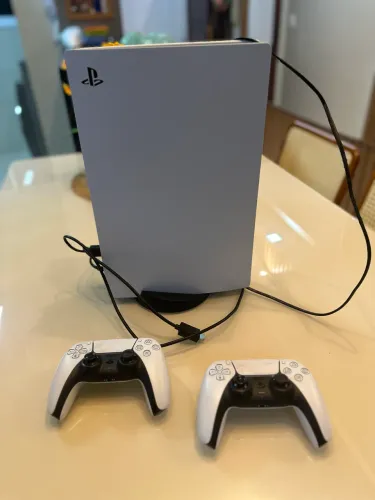 Console Playstation 5 + 02 Controle Dualsense