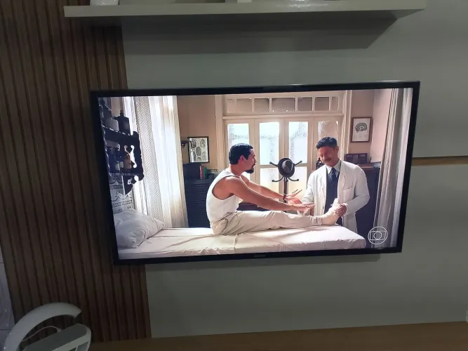Preço baixo para sair rápido/ TV 42