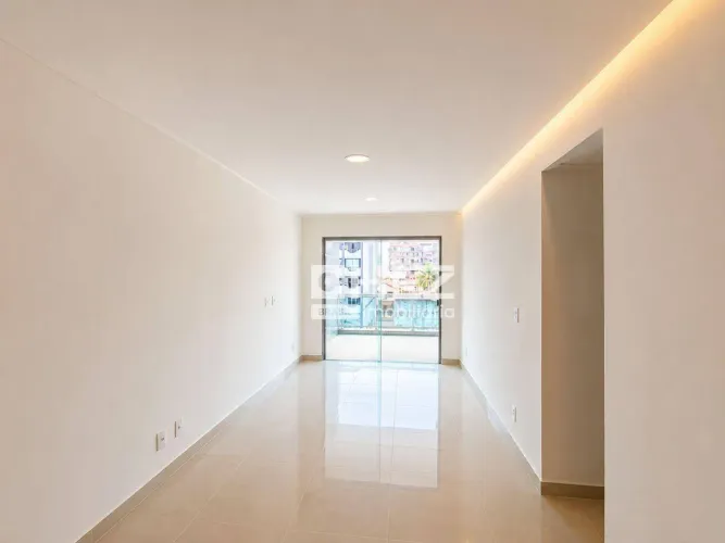 Apartamento para Locação no Braga  3 Quartos com Varanda