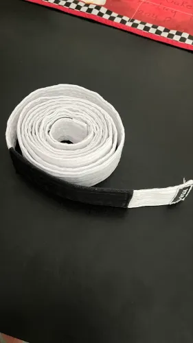 Faixa para artes marciais