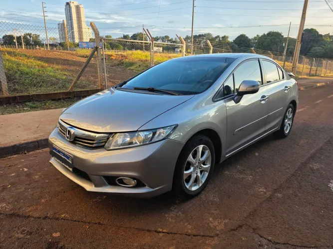 Honda Civic Sedan EXR 2.0 Flexone 16V Aut. 4P 2014