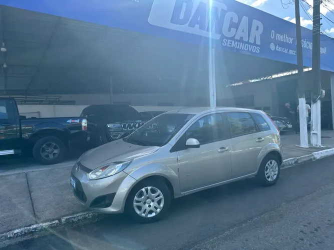 Ford Fiesta 1.0 8V Flex/class 1.0 8V Flex 5P 2012