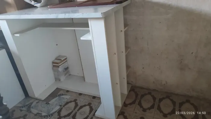 Bancada para recepção de loja