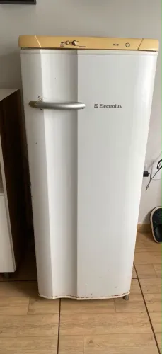 Geladeira Eletrolux