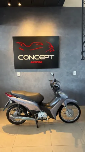 BIZ 125 ES