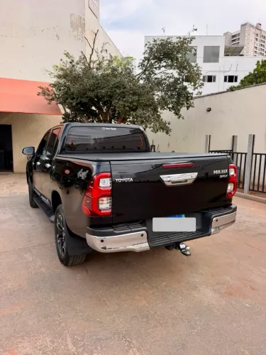 Toyota Hilux CD SRX 4X4 2.8 TDI 16V Diesel Aut. 2025