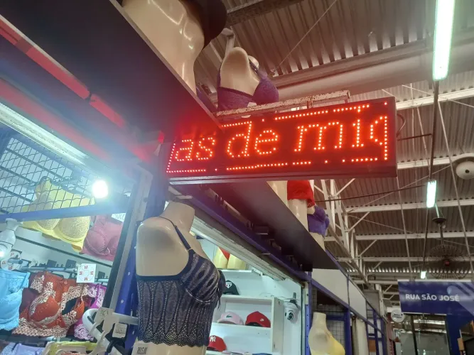 Painel eletrônico para propaganda