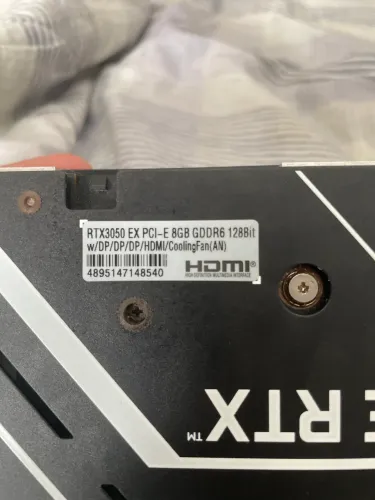 Placa de video NVIDIA RTX 3050 usada