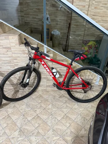 Bicicleta Trek aro 29 Marlin 6